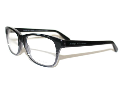 MARC JACOBS (588)